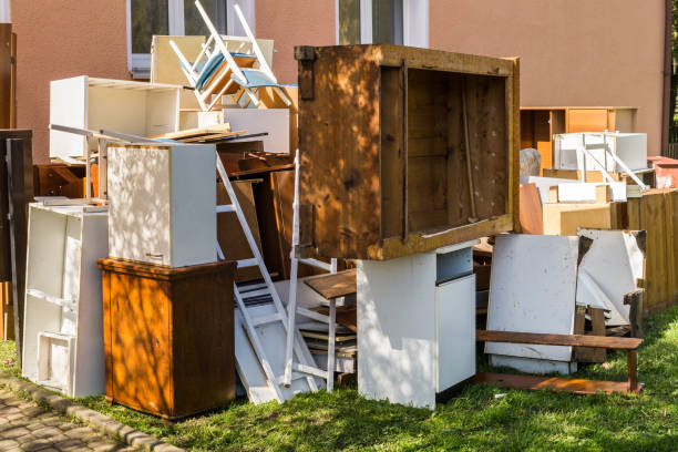 Best Construction Debris Removal  in Saddle Rock, NY